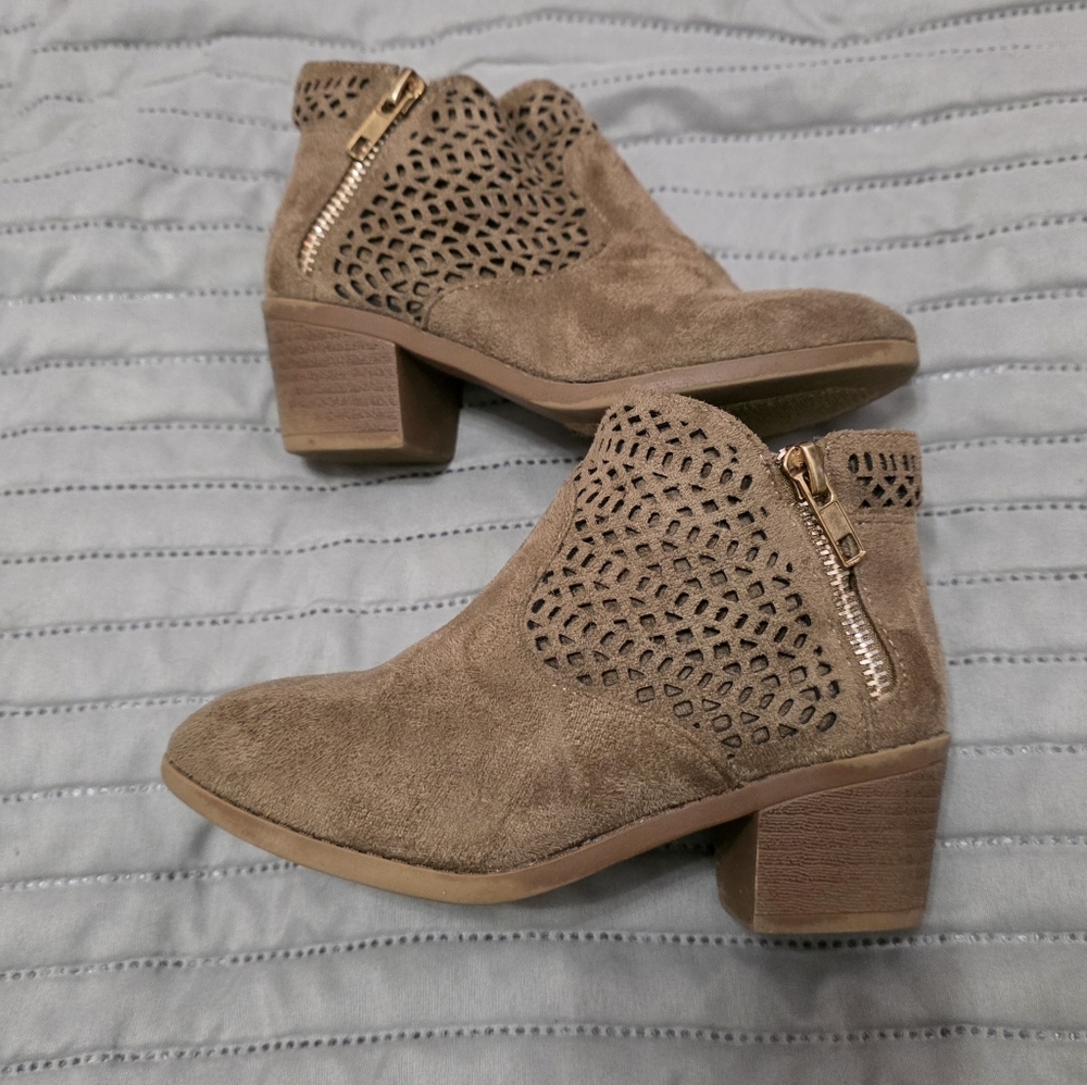 Girl's Booties